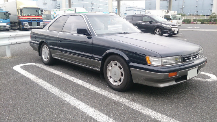 レパードの日産・大黒PA・駐車場・湾岸線・ソアラに関するカスタム事例の投稿画像1枚目