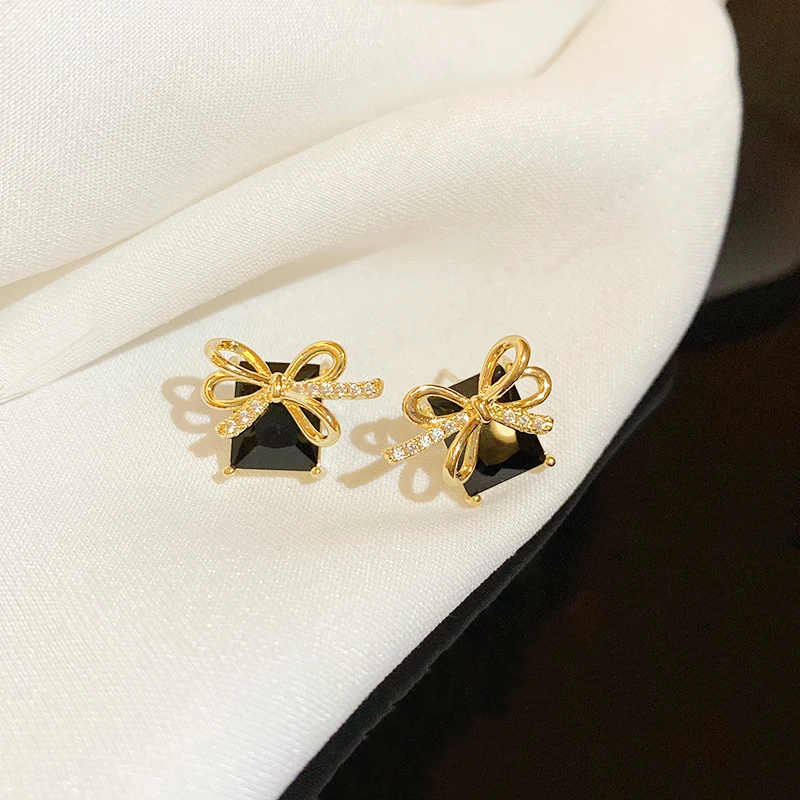 Boucles d'oreilles nœud noir en argent sterling pour femmes