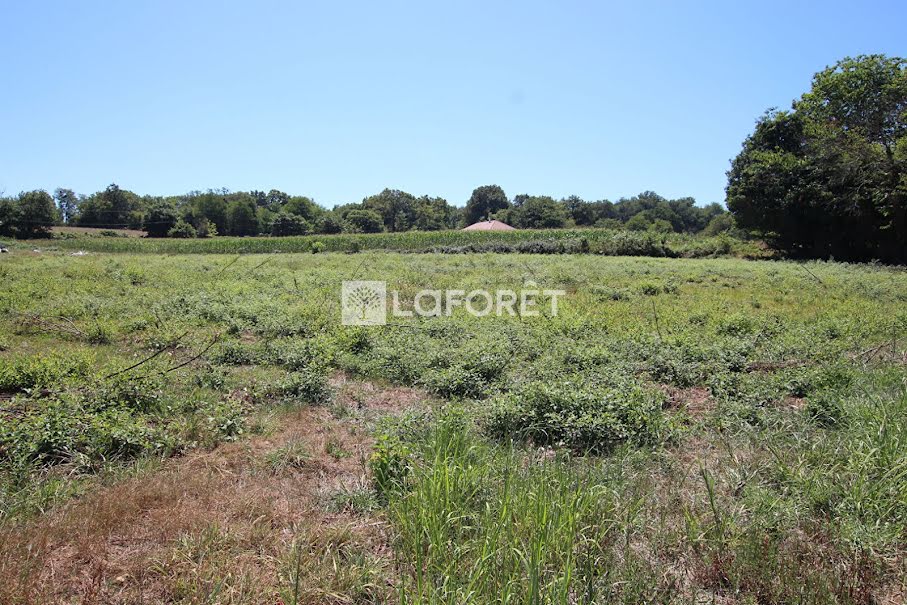 Vente terrain  2574 m² à Orthez (64300), 26 500 €