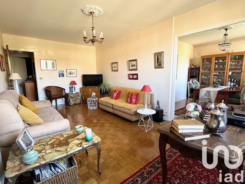 Vente appartement 5 pièces 96 m² à Aix-en-Provence (13090), 350 000 €
