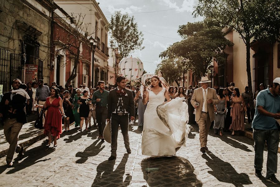 Fotografo di matrimoni Estefany Martinez (estefanymartinez). Foto del 16 settembre 2019