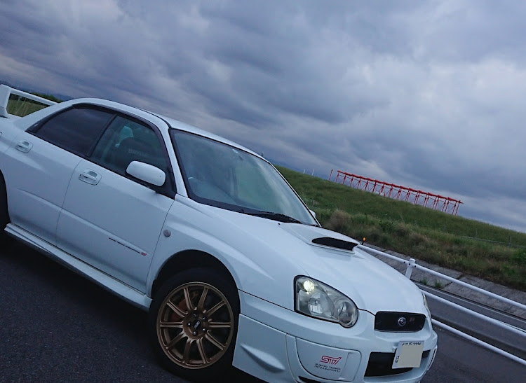インプレッサ WRX STIの車好きと繋がりたい・足回り・涙目インプに関するカスタム事例の投稿画像1枚目