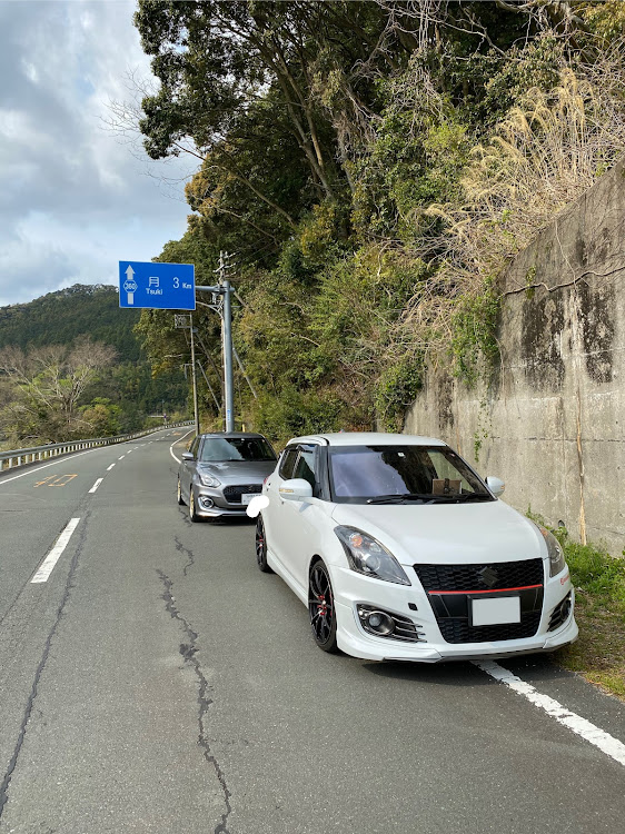 スイフトスポーツのまこっちさんが投稿したカスタム事例の投稿画像4枚目