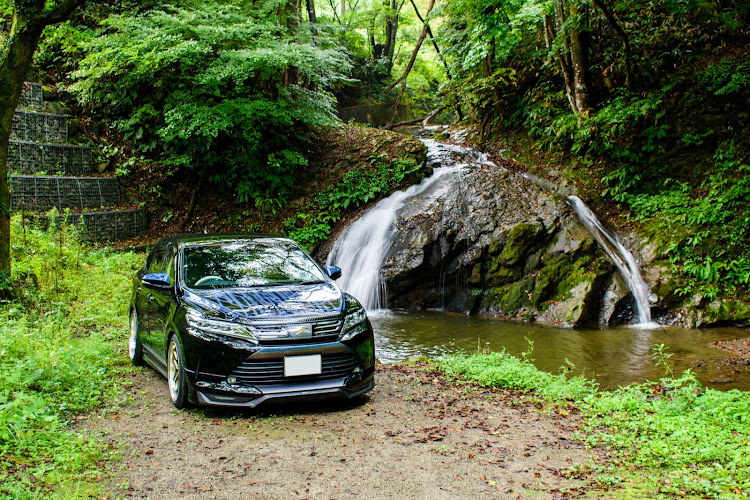 ハリアーのtohokusuvmt前乗り・福島の旅・秘密の滝・#ハリアーに乗って良かったよ・フォローワーさんに感謝に関するカスタム事例の投稿画像2枚目