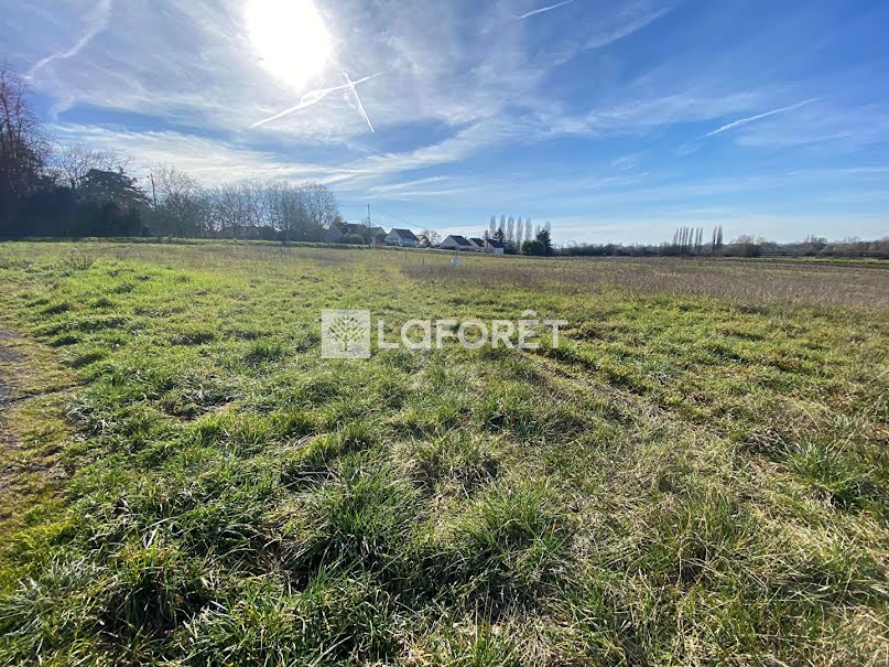 Vente terrain  901 m² à Doué-en-Anjou (49700), 57 950 €