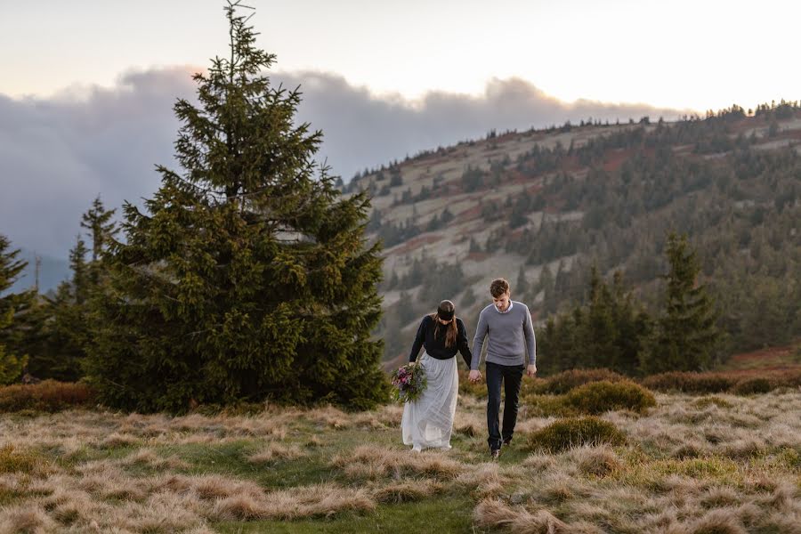 Fotografo di matrimoni Renáta Linartová (renatalinartova). Foto del 9 giugno 2020