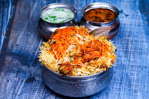 Hyderabadi Chicken Biryani [Single, Serves 1]