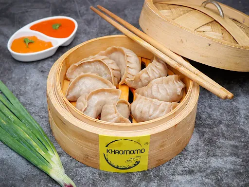 Nepalese Whole Wheat Chicken Steamed Momo (8 Pcs)