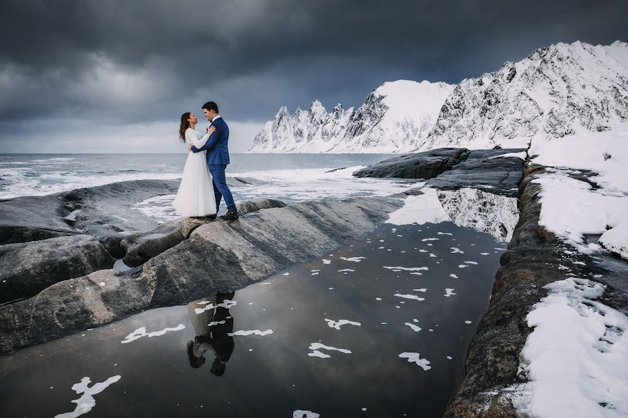 Wedding photographer Paweł Uchorczak (fanimomentu). Photo of 19 March 2020