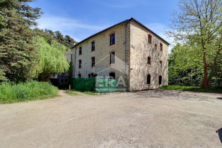 Vente immeuble 23 pièces 600 m² à Saclas (91690), 1 612 000 €