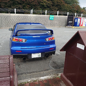 ランサーエボリューション X