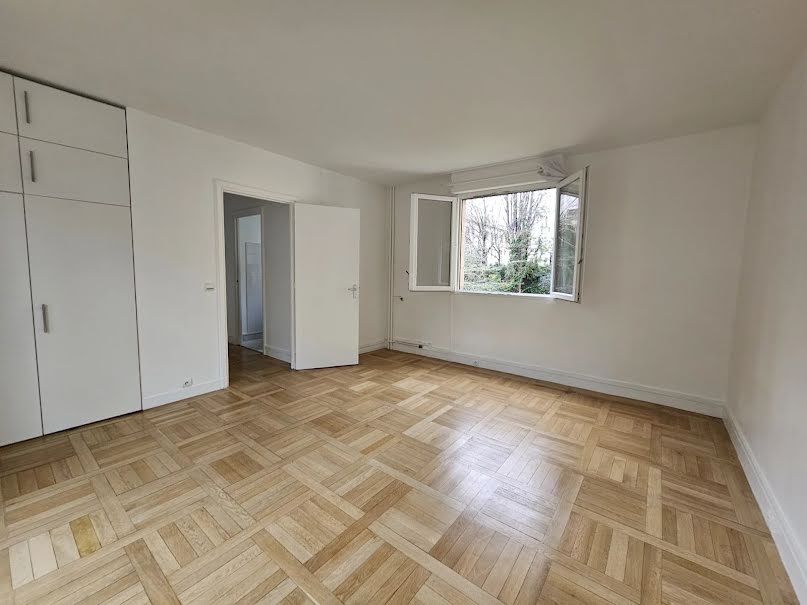 Vente appartement 1 pièce 32.17 m² à Neuilly-sur-Seine (92200), 380 000 €