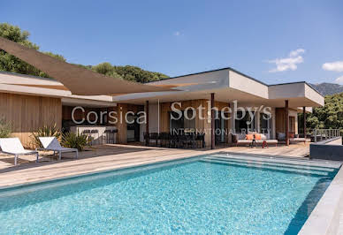 Seaside villa with pool 3