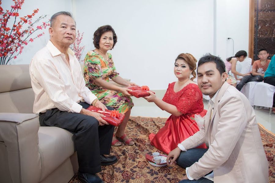 Fotógrafo de casamento Seththakarn Yongkiatkarn (yongkietkan). Foto de 8 de setembro 2020