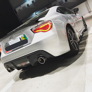 86 ZN6