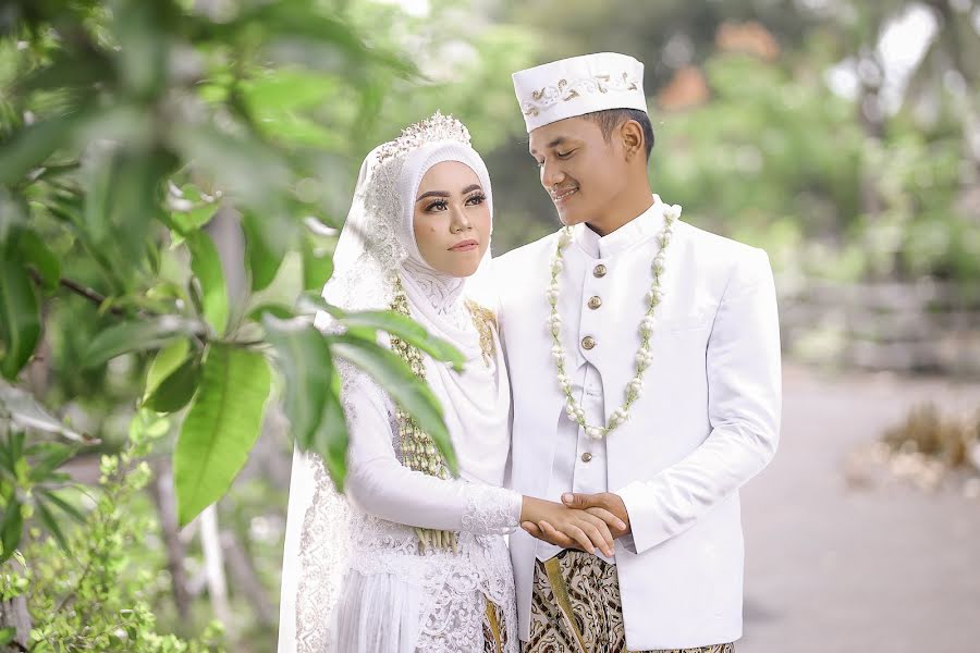 Fotógrafo de casamento Dimas Jaya Diningrat (dejede). Foto de 1 de junho 2020