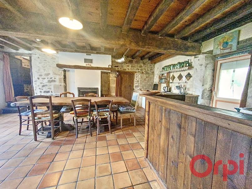 Vente maison 5 pièces 166 m² à Malicorne (03600), 115 000 €