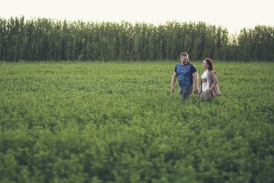 Fotografo di matrimoni Maksim Selin (selinsmo). Foto del 23 gennaio 2020