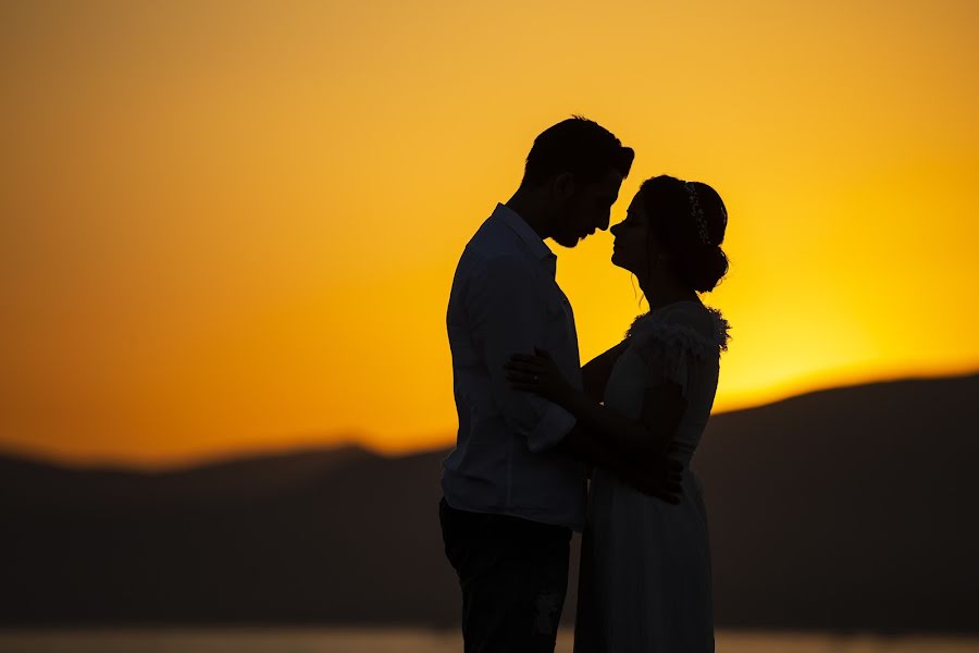 Wedding photographer Metin Otu (metotu). Photo of 8 July 2019