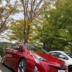 プリウス ZVW55