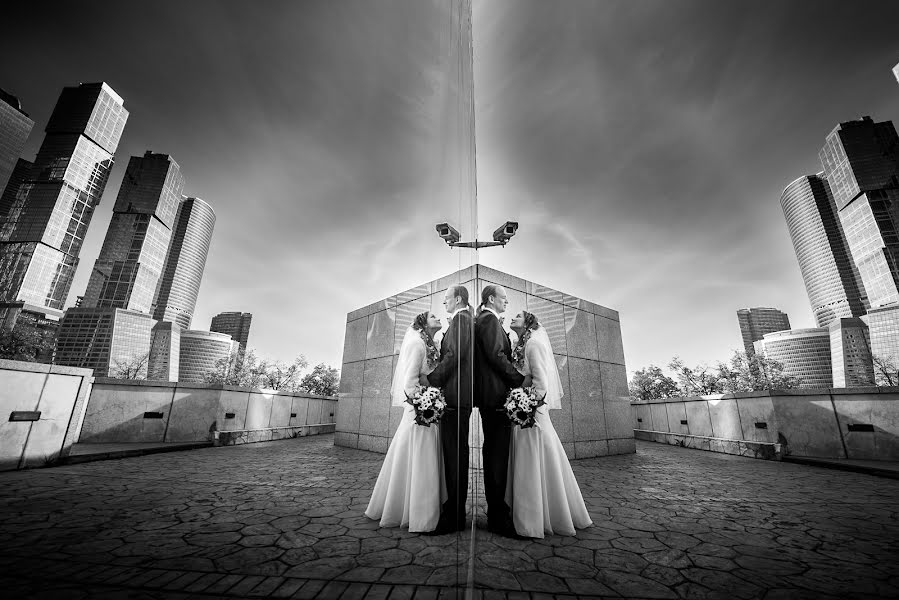 結婚式の写真家Andrey Sbitnev (sban)。2014 12月3日の写真