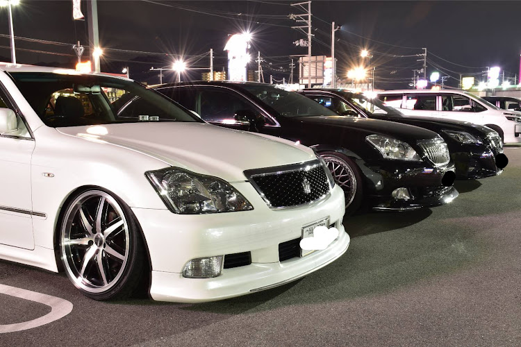 クラウンマジェスタのTuning Garage REV・ピザMT・うしとらにケーキ・この記事作るの疲れたに関するカスタム事例の投稿画像12枚目