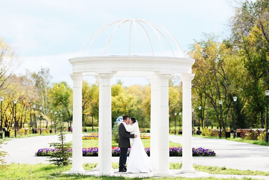 Fotografo di matrimoni Denis Marinchenko (denismarinchenko). Foto del 1 ottobre 2019