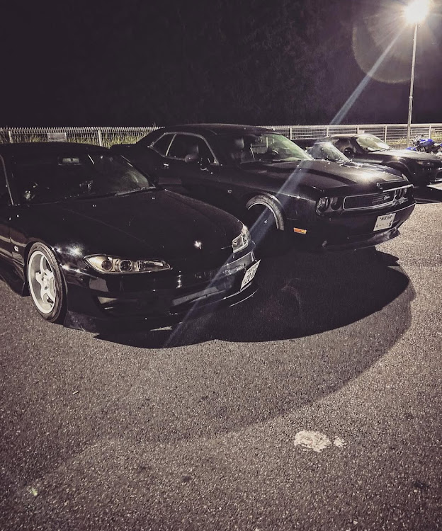 チャレンジャーの車好きと繋がりたい・アメ車好きと繋がりたい・s15シルビア・ダッジチャレンジャー・299ファミマに関するカスタム事例の投稿画像2枚目
