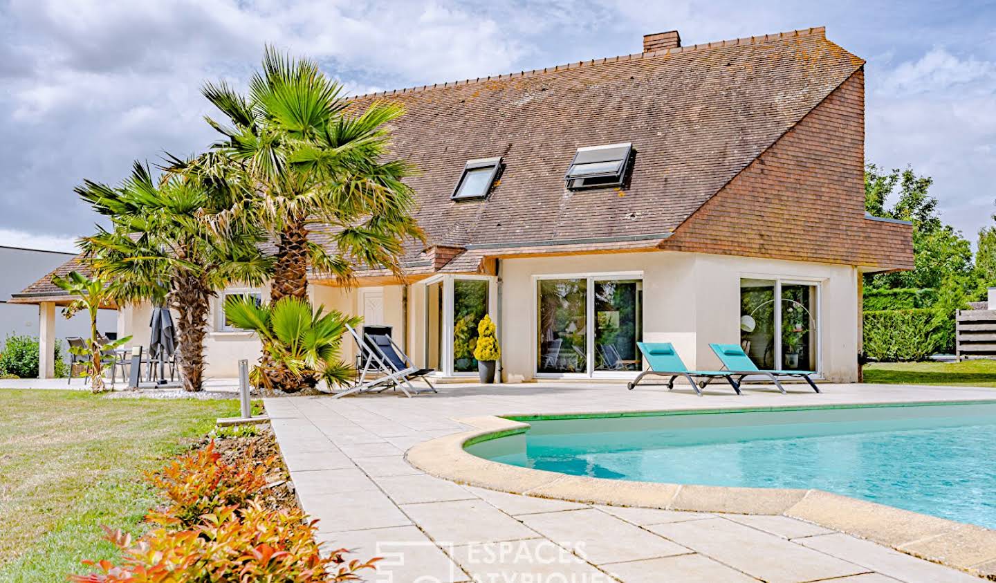 Maison avec piscine et terrasse Benouville