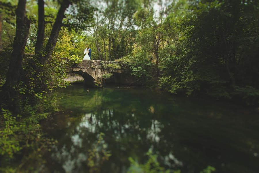 Fotógrafo de casamento Vladimir Popovich (valdemar). Foto de 20 de janeiro 2015