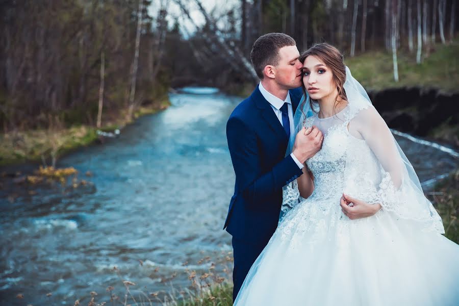 Fotógrafo de casamento Denis Osipov (svetodenru). Foto de 29 de junho 2018