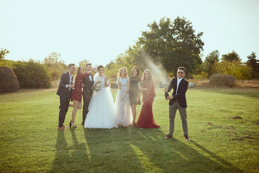 Wedding photographer Cecan Roman (romeo). Photo of 12 October 2019