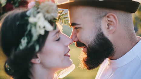 Fotógrafo de casamento Alіna Іvanova (aivanova). Foto de 4 de junho 2019