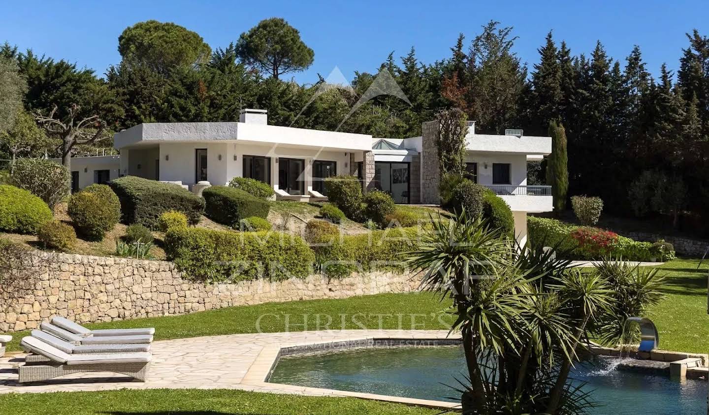 Villa with pool Mougins