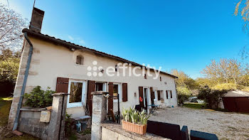 maison à Charroux (86)