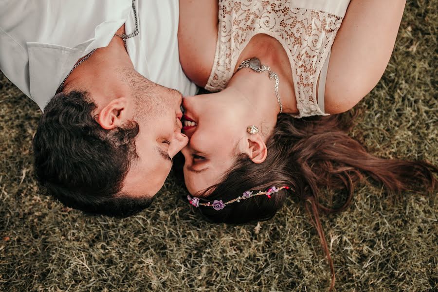 Fotógrafo de casamento Abraham Cali (abrahamcali). Foto de 8 de abril 2019