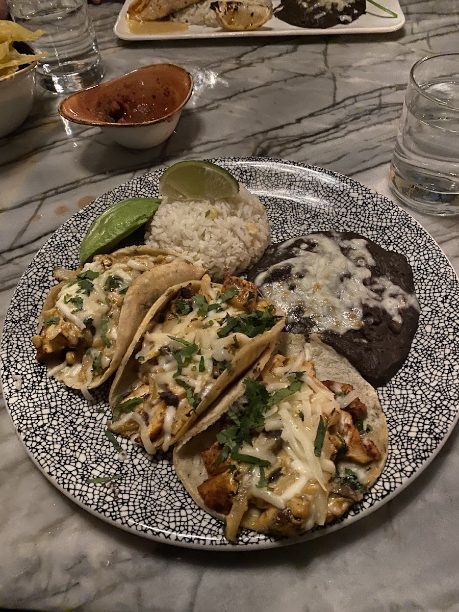 Gluten-Free at Caló Kitchen + Tequila