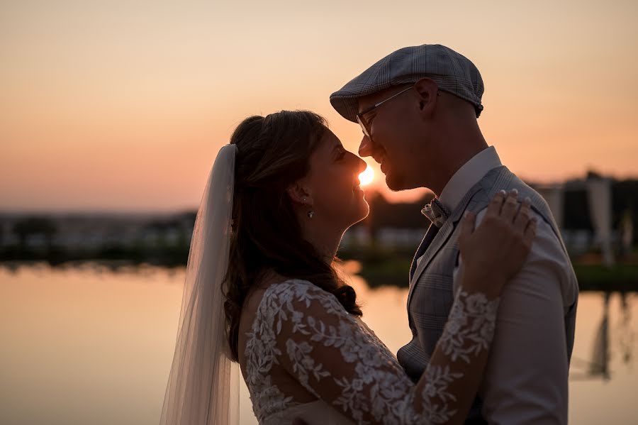 Fotografo di matrimoni Erik Diewald (eris-wedding). Foto del 9 novembre 2020