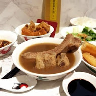 黃亞細肉骨茶(信義店)