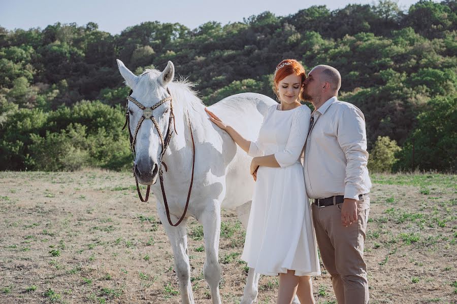 Fotografo di matrimoni Viktoriya Ceys (zeis). Foto del 14 settembre 2020