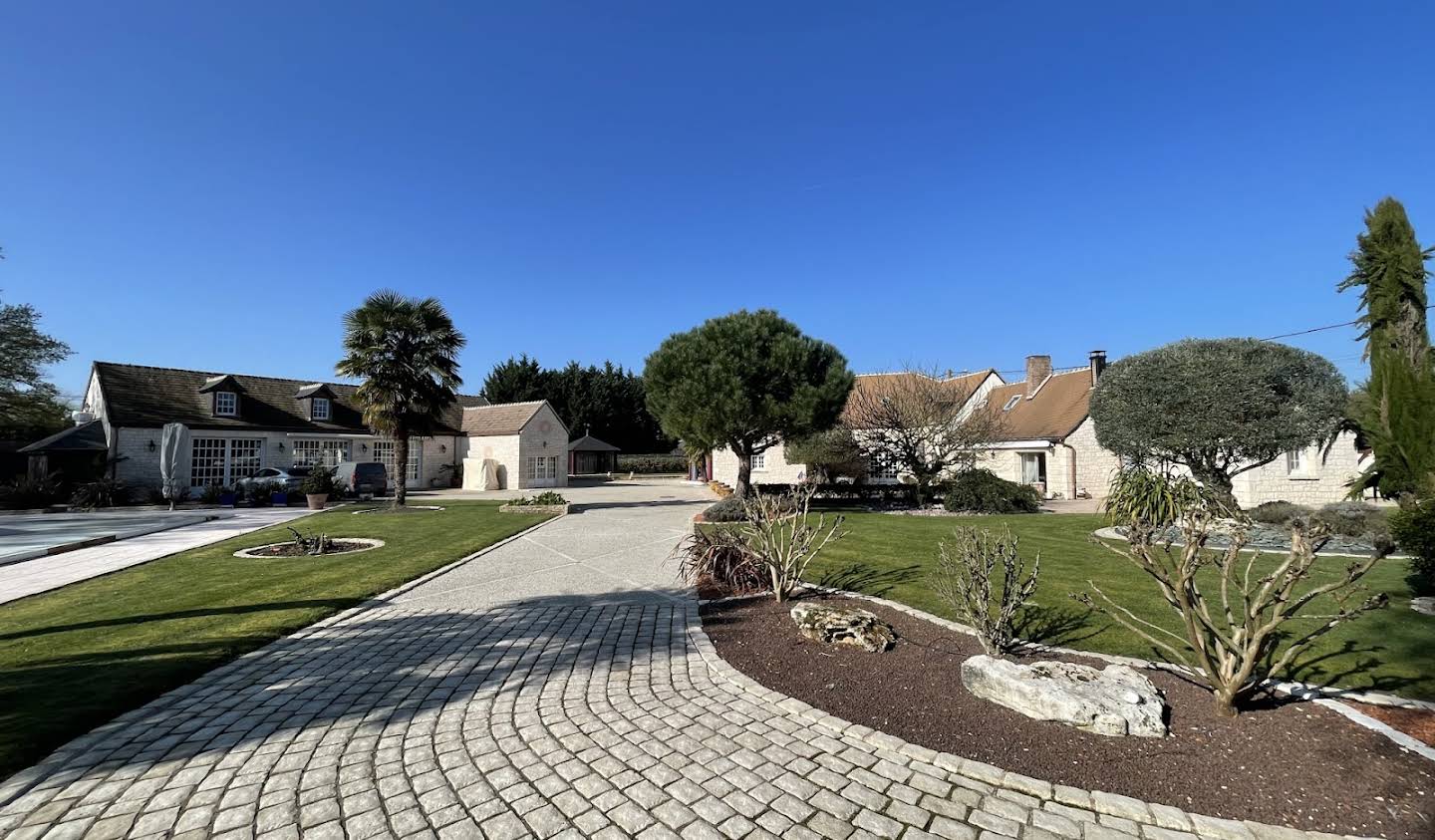 Propriété avec piscine Amboise