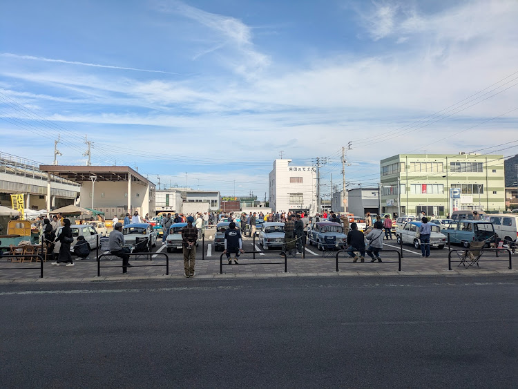 スカイラインのイベントはしごの旅・スーパーカーはスゴいぞ!・瀬戸大橋フェアレディZクラブ・R31スカイライン・雨には勝てませんに関するカスタム事例の投稿画像5枚目