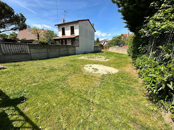 terrain à batir à Sainte-genevieve-des-bois (91)