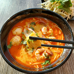 Tom Yum Vermicelli Soup (Bun Thai)