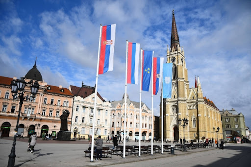 Vrsajkov: Novcem iz 'nevidljivih projekata' vlast kupuje glasove u Novom Sadu