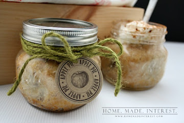 Homemade Gift Idea - Apple Pie in a Jar