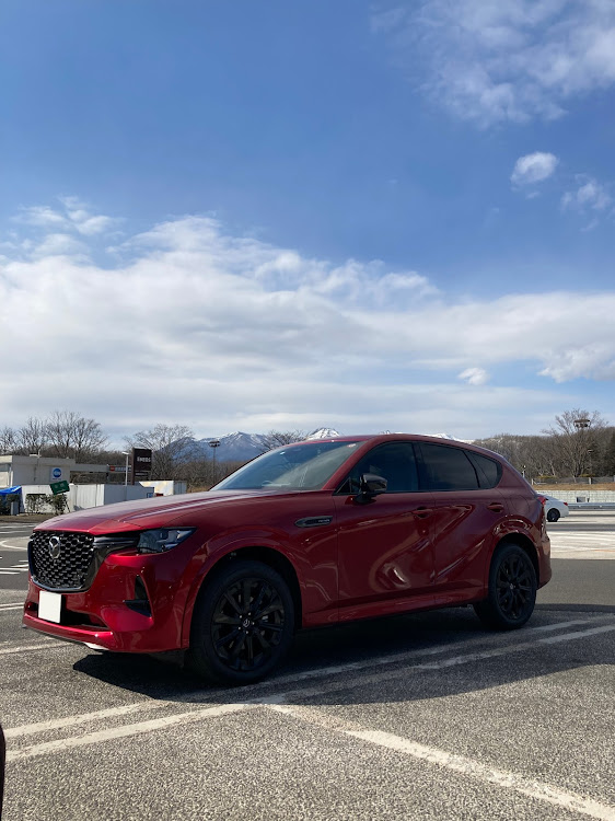CX-60のCX-60・ソウルレッドに関するカスタム事例の投稿画像2枚目