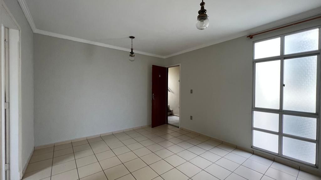 Apartamento com 2 dormitórios à venda, 65 m² por R$ 180.000,00 - Estados Unidos - Uberaba/MG