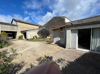 maison à Aulnay (17)