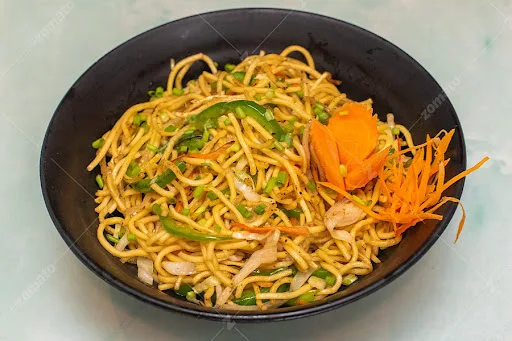 Umami Style Hakka Style Noodles [Veg]